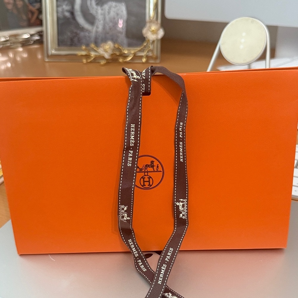 Hermes Bold Orange Tote with Brown Accents